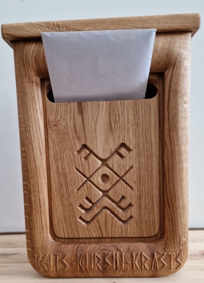 Pašto dėžutė, unikali pašto dėžutė, Natūralaus medžio pašto dėžutė, pagaminta Lietuvoje, Medžio gaminiai, Medzio karma