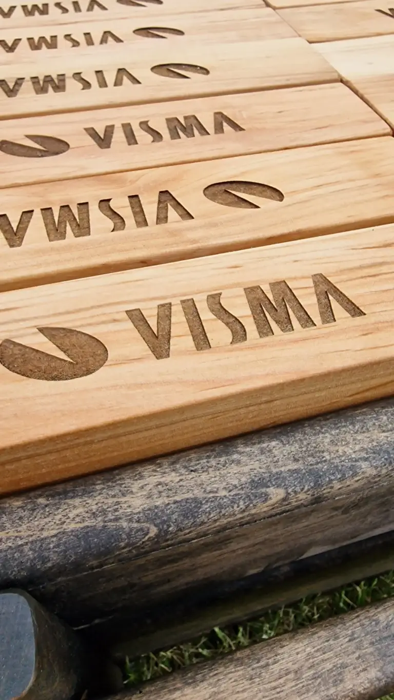 Janga su Jūsų įmonės logotipu, lauko žaidimai, Mediniai žaidimai, dovana kolektyvui, dovana įmonei, verslo dovana