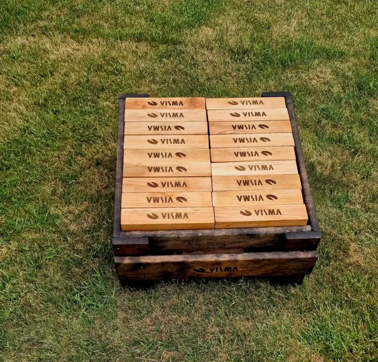 Janga su Jūsų įmonės logotipu, lauko žaidimai, Mediniai žaidimai, dovana kolektyvui, dovana įmonei, verslo dovana