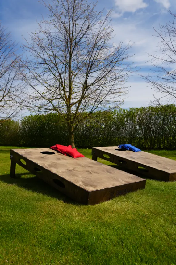 Kukurūzų futbolas Cornhole - Medžio Karma