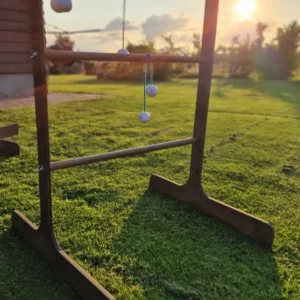 Kopetėlių golfas medinis taiklumo žaidimas visai šeimai. Lauko žaidimų gamyba Lietuvoje. Medžio karma