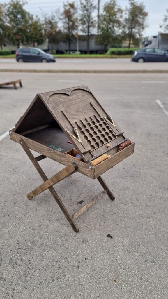 Eilės meistras lauko žaidimas įmonių šventėms keturi žaidėjai