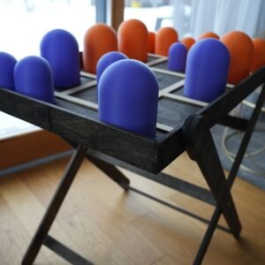 Medžio Karma gobblet 3D kryžiukai – 3x3 tinklelis su trimis figūrų dydžiais, gaminamas Lietuvoje