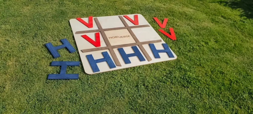 Didelis medinis žaidimas Kryžiukai Nuliukai 1x1 m lenta lauke