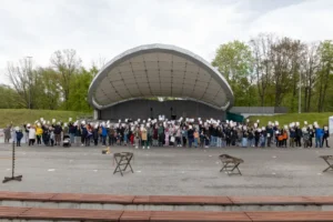 Outdoor Games Festival in Šiauliai, Lithuania: people playing large wooden games, photo 15
